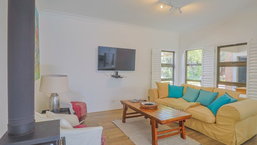 3 Bedroom Property for Sale in The Coves North West